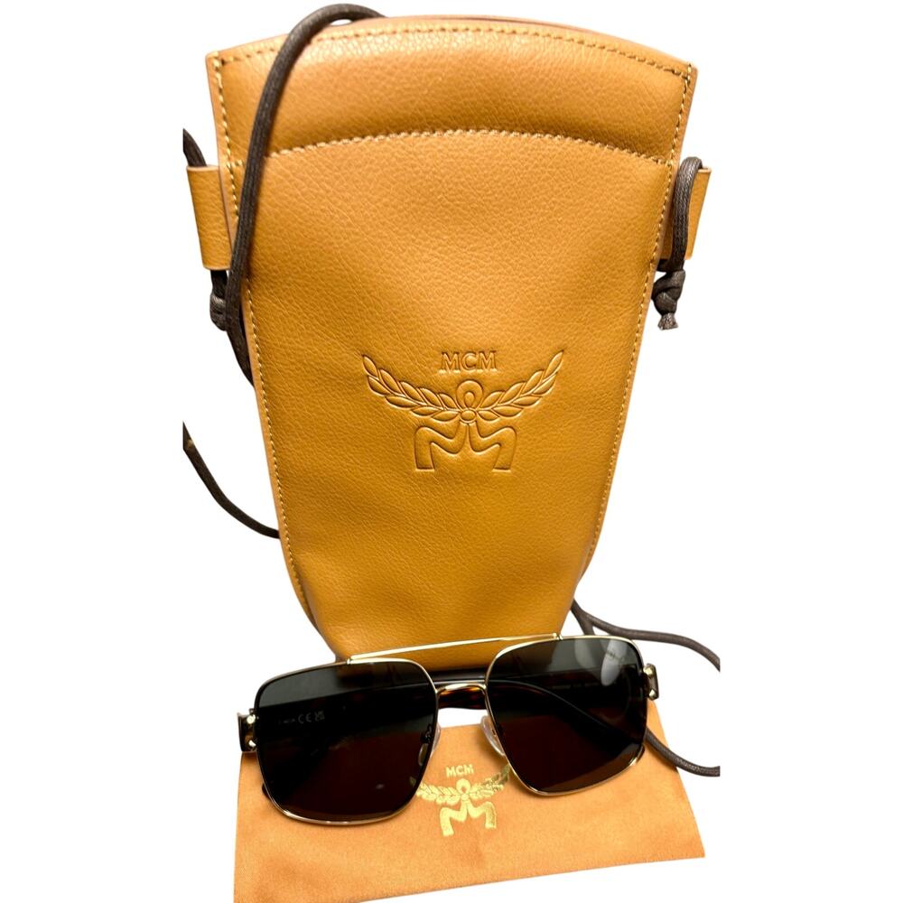 NEW MCM Unisex Aviator Sunglasses w/ Leather Side Pouch - Picture 2 of 8